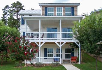 House #58 Lake Life pet friendly allows 18 year olds to book a room