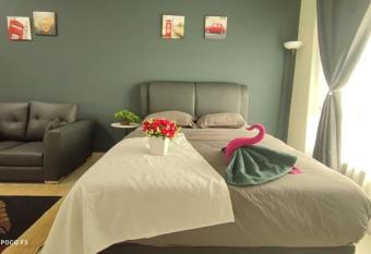 En1616- Selfcheck-in- Wi-fi- Netflix-Pool, 6093 allows 18 year olds to book a room