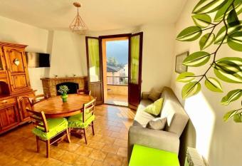 Terrazza Rinaldi - centro - wifi - Panoramico has Balcony rooms