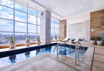 Apartamento em Osasco com Piscina Aquecida e Ar condicionado allows 18 year olds to book a room