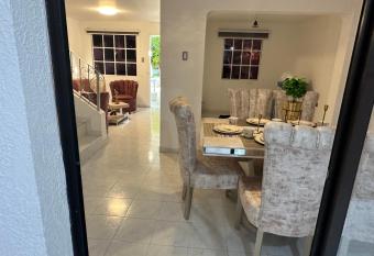 Casa Conjunto Rosario Norte 2 has Balcony rooms