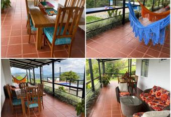 Finca Aguadalupe, Lago Calima allows 18 year olds to book a room