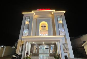 Hotel Vasu International has Balcony rooms