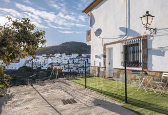 La azomadilla has Balcony rooms