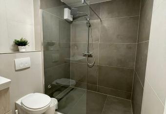 Apartments Skyreach-WohnZimmer has Balcony rooms