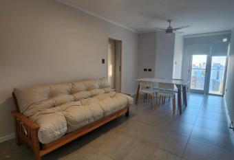 DEPARTAMENTO 1 DOR CENTRICO CON COCHERA Y PARRILLA has Balcony rooms