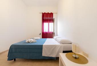 Borgo Borgia - Casa del Legnaiolo has Balcony rooms