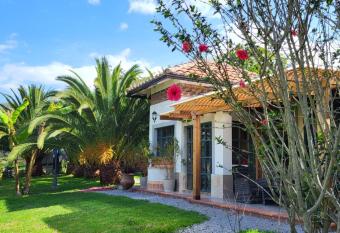 Quinta Paolita allows 18 year olds to book a room