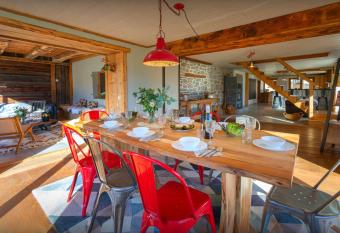 La Ferme des Artistes - OVO Network has Balcony rooms
