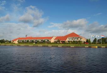 Van der Valk Hotel Emmeloord has Balcony rooms