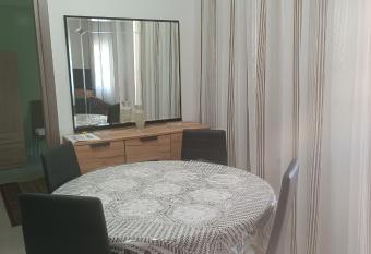 Kipseli 1 has Balcony rooms