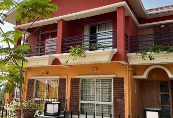 Sreemati - A Tranquil Villa has Balcony rooms