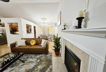 McAngel Haven: 5 mins from Yale allows 18 year olds to book a room