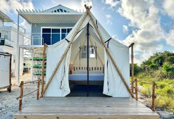 Beachfront Glamping has Balcony rooms