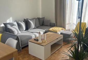 Appartement c  t   Parc de Sceaux has Balcony rooms