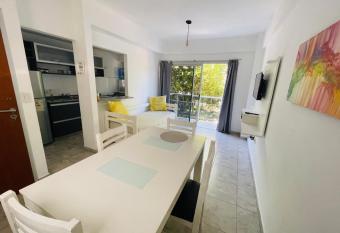 Departamento 13 y 59 has Balcony rooms