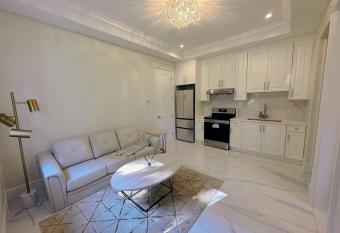 Haven Tree Sweet Home w/Private bathroom has Balcony rooms