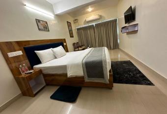 HOTEL DADO S INN has Smoking rooms