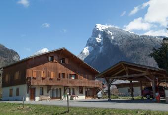 Appartement 16 Personnes SAMOENS has Balcony rooms
