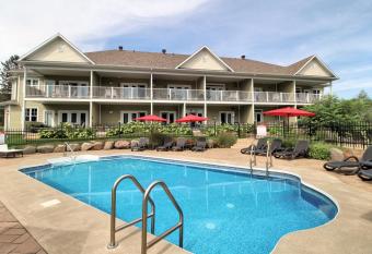 Condo Le Champlain-102 allows 18 year olds to book a room