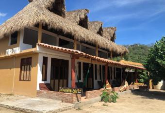 (null) has Balcony rooms