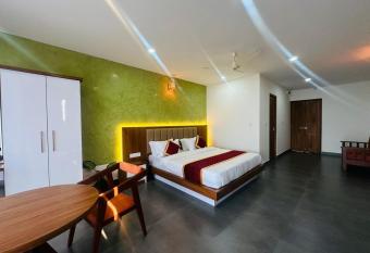 Mary Land Residency has Balcony rooms