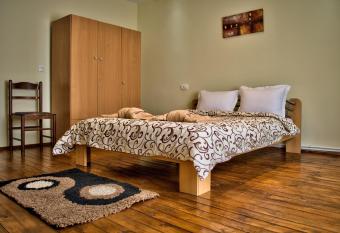 Dariya Guest House has Balcony rooms