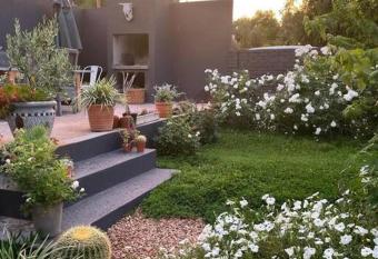 Hoekhuis has Balcony rooms