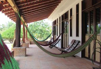 (null) has Balcony rooms