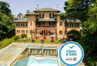 Sintra Marmoris Palace allows 18 year olds to book a room