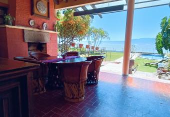 VILLA DO  A CONCHITA has Balcony rooms