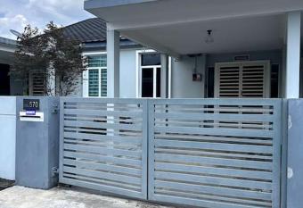 D  Permata Homestay Kulim has Balcony rooms