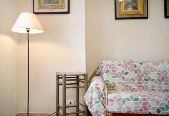 Appartamento in Villa La Baronessa has Smoking rooms