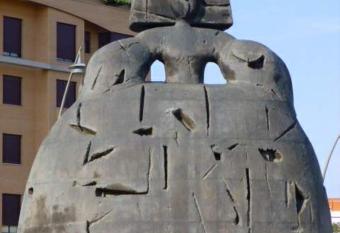 Pio Baroja allows 18 year olds to book a room