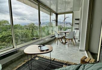 T2 r  sidence les pieds dans l eau. allows 18 year olds to book a room