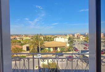 Casa Di Mitri has Balcony rooms