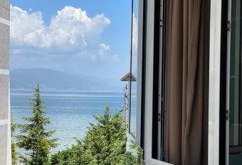 Mikpritja Pogradec, Tushemisht 1 has Balcony rooms