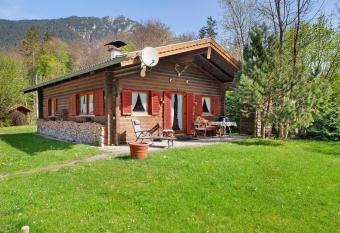 Grash  usl has Balcony rooms