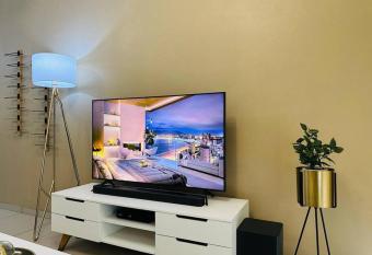 A Modern Apartment In Dainfern has Balcony rooms