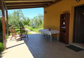 A casa di Lucy has rooms with a private hot tub