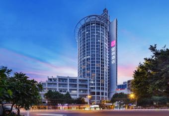 Echarm Hotel - Beijing Road Pedestrian Street Sky Pier has Smoking rooms