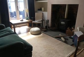 Stylish house in central Harrogate with parking has Balcony rooms