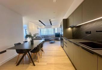 BlueMotion - TwinBedroomPortApartment 3B allows 18 year olds to book a room