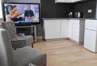 Kawalerka Centrum allows 18 year olds to book a room