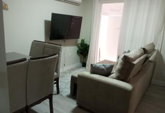 Apto a 160m da praia Balne  rio Cambori  -SC SRL002 allows 18 year olds to book a room