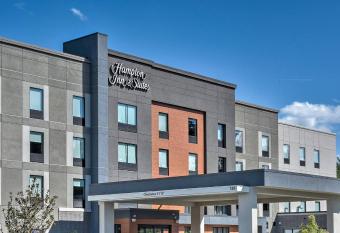 Hampton Inn & Suites Keene allows 18 year olds to book a room