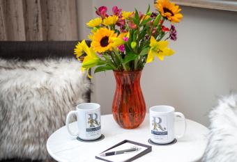 Rockport Harbor Hotel has rooms with a private hot tub