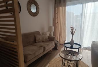 La pause bretonne allows 18 year olds to book a room