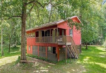 Brignac Camp has Balcony rooms