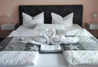 FeWo mit Pool in Baiersbronn has Balcony rooms